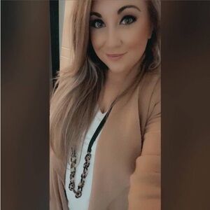 Meet your Posher, Odessa